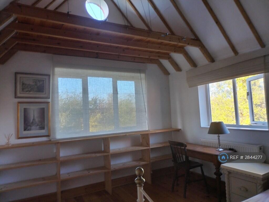 1 bed House Share for rent in Golden Valley. From OpenRent