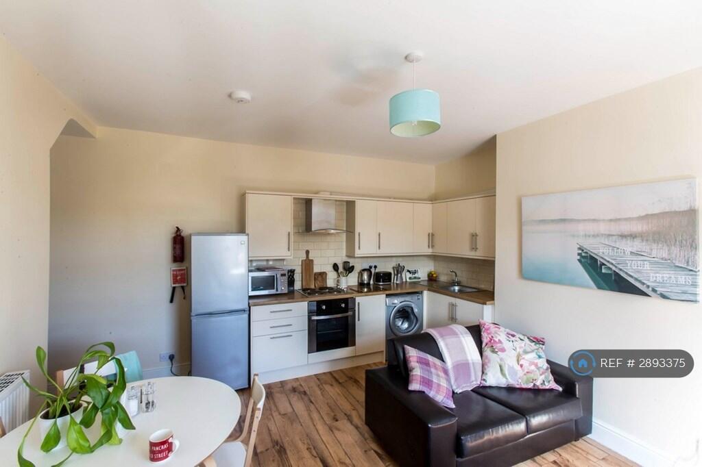 3 bed Mid Terraced House for rent in Farnley Tyas. From OpenRent 3 bed Mid Terraced House for rent in Farnley Tyas. From OpenRent