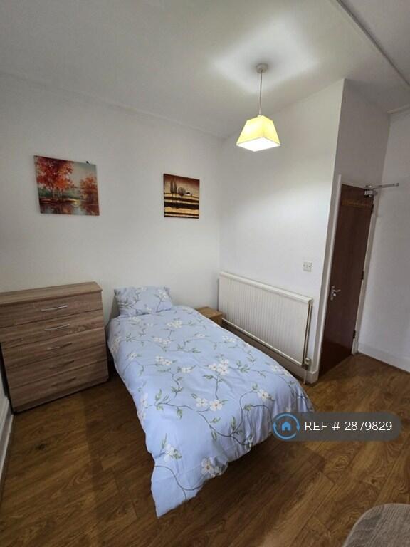 1 bed House Share for rent in Hornsey. From OpenRent 1 bed House Share for rent in Hornsey. From OpenRent