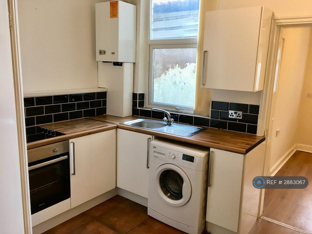 1 bed 1st Floor Flat for rent in Bootle. From OpenRent