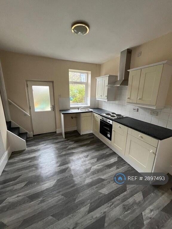 1 bed Mid Terraced House for rent in Colne. From OpenRent 1 bed Mid Terraced House for rent in Colne. From OpenRent