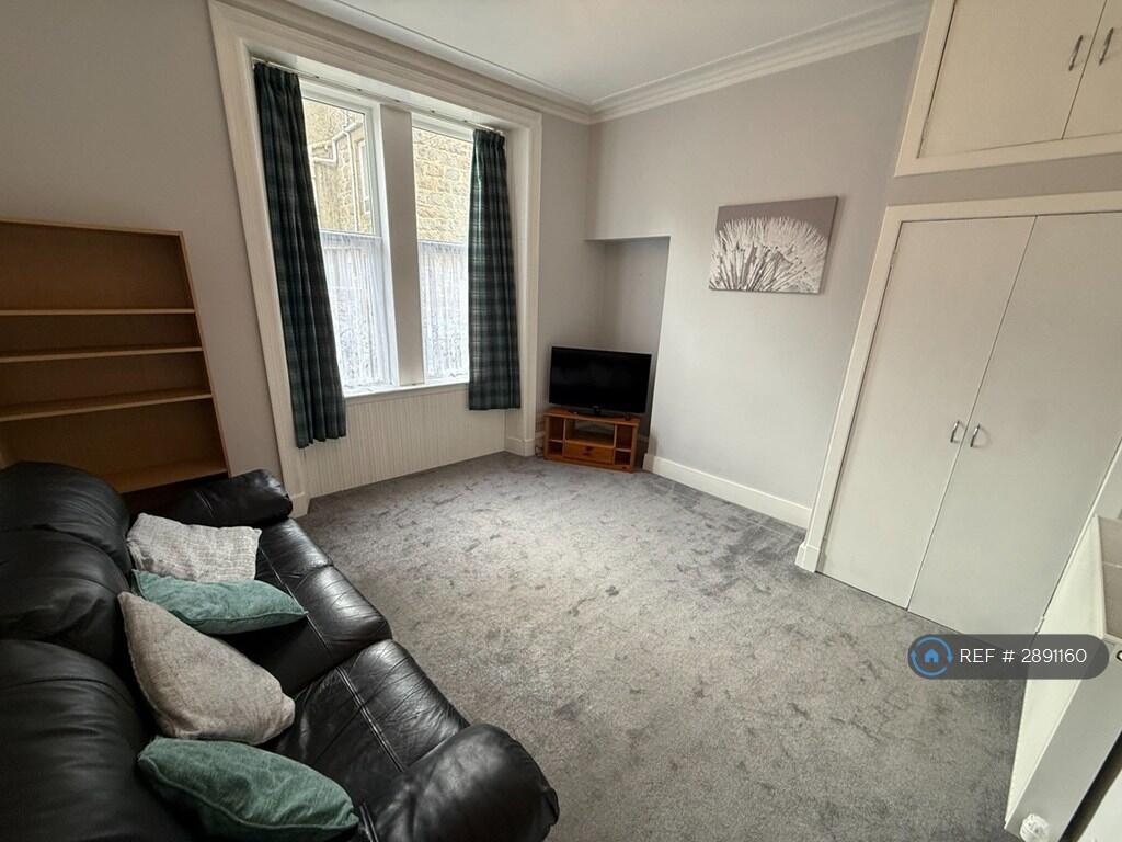 1 bed 1st Floor Flat for rent in Aberdeen. From OpenRent 1 bed 1st Floor Flat for rent in Aberdeen. From OpenRent