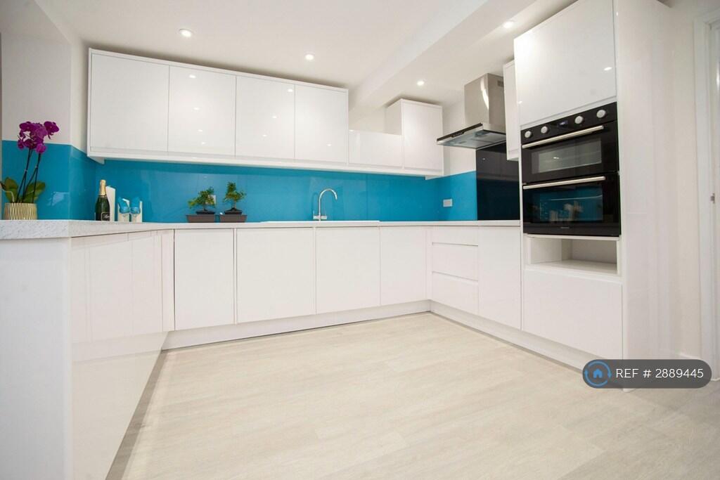 1 bed House Share for rent in Ashton Vale. From OpenRent