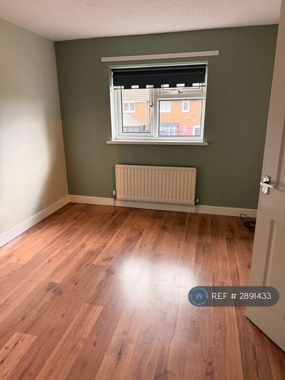2 bed Mid Terraced House for rent in Newton Aycliffe. From OpenRent