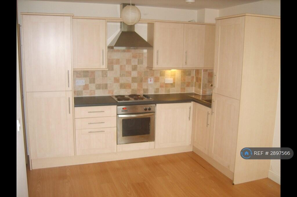 2 bed 1st Floor Flat for rent in Kirkheaton. From OpenRent