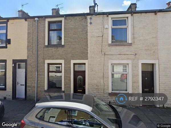 2 bed Mid Terraced House for rent in Worsthorne. From OpenRent