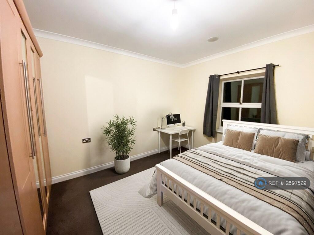 1 bed House Share for rent in Berechurch. From OpenRent