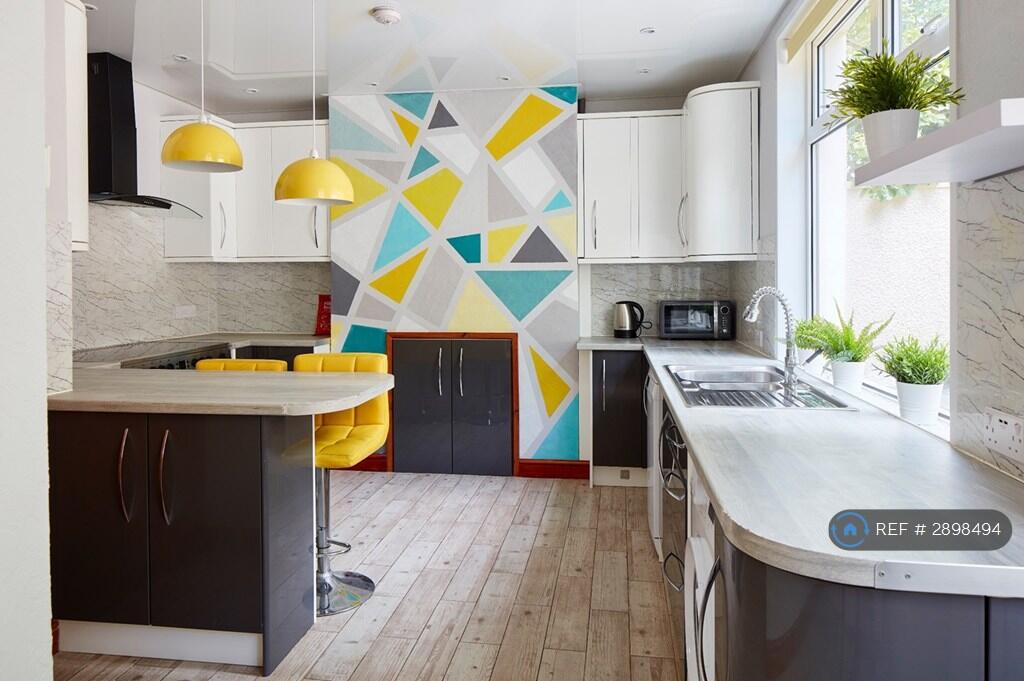 1 bed House Share for rent in Newport. From OpenRent 1 bed House Share for rent in Newport. From OpenRent