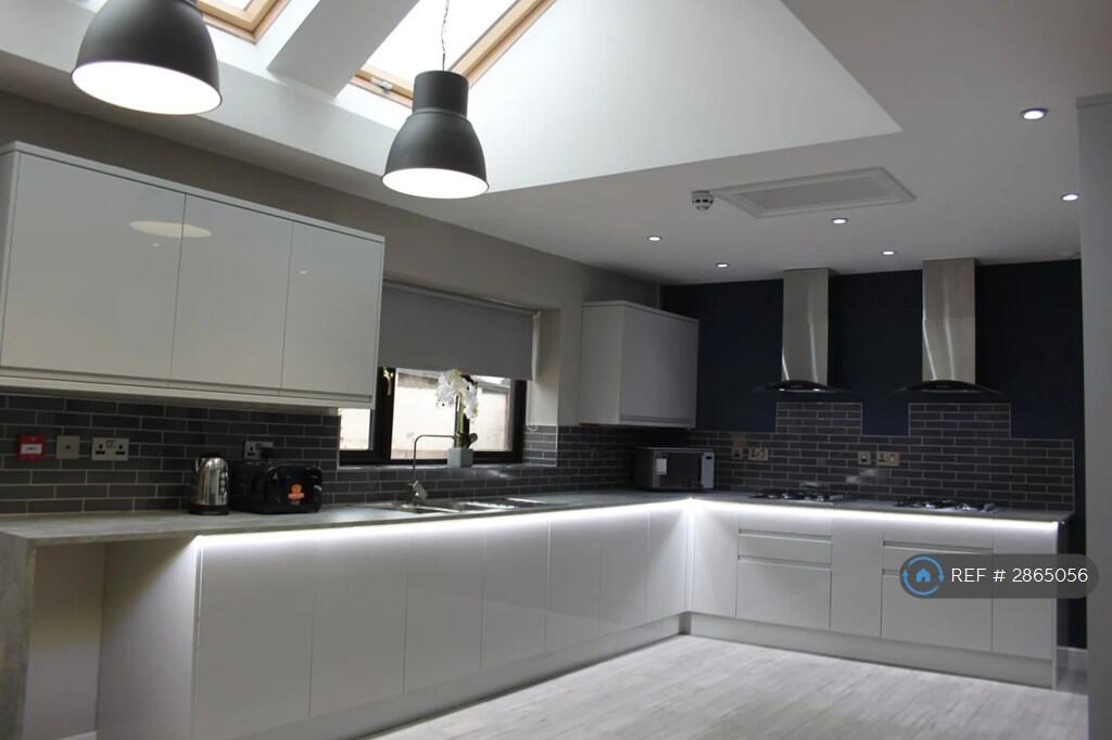 1 bed House Share for rent in Wednesfield. From OpenRent 1 bed House Share for rent in Wednesfield. From OpenRent