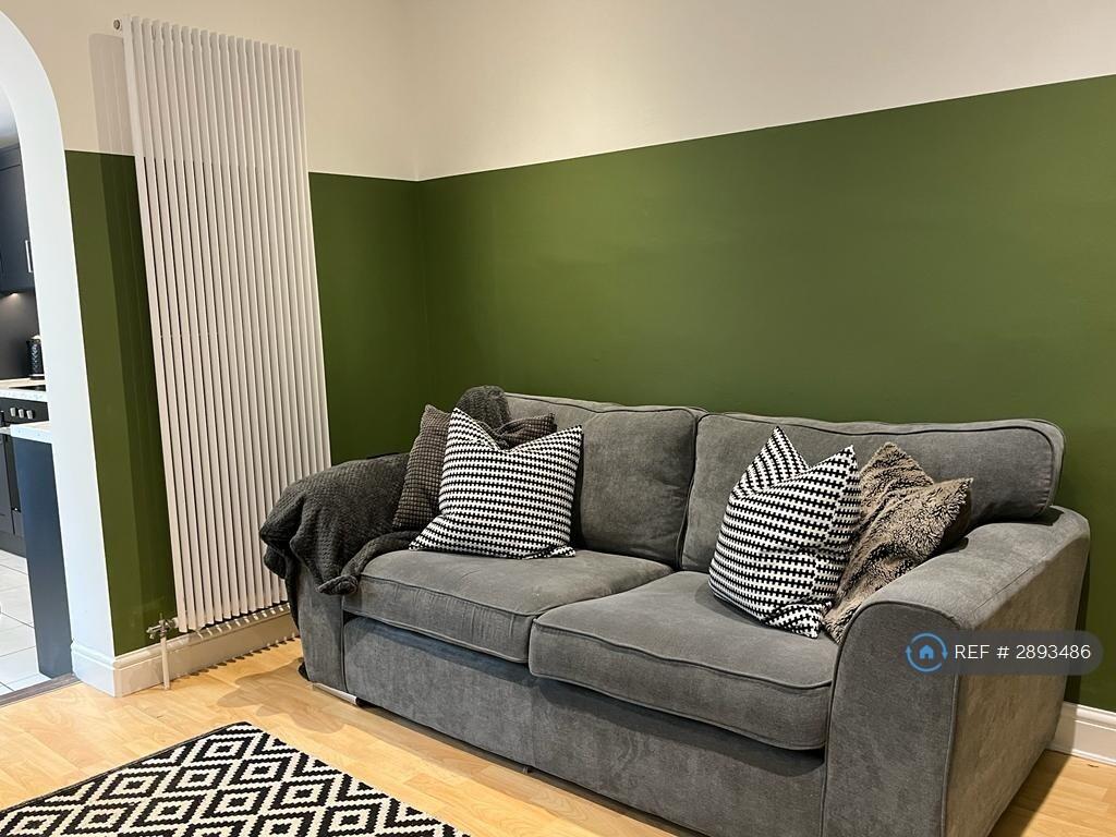 1 bed House Share for rent in Lower Twydall. From OpenRent 1 bed House Share for rent in Lower Twydall. From OpenRent