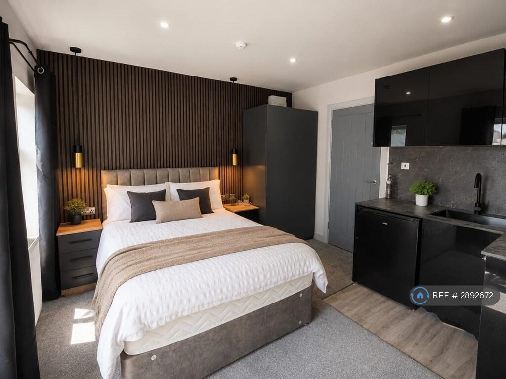1 bed House Share for rent in Hugglescote. From OpenRent