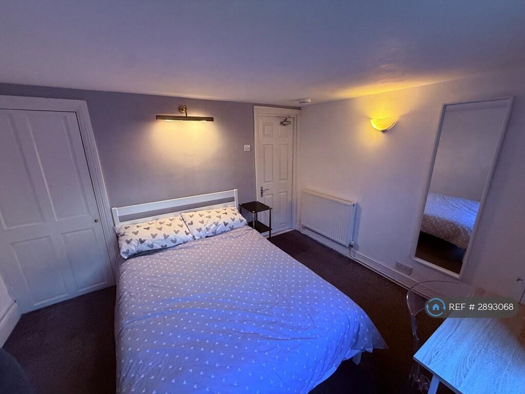 1 bed House Share for rent in Lower Twydall. From OpenRent 1 bed House Share for rent in Lower Twydall. From OpenRent