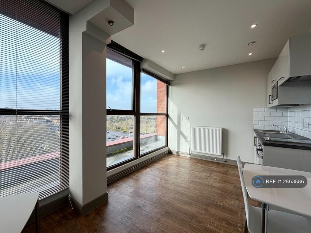 4 bed Studio for rent in Detling. From OpenRent 4 bed Studio for rent in Detling. From OpenRent