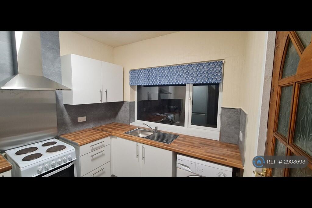 2 bed Mid Terraced House for rent in Middlesbrough. From OpenRent 2 bed Mid Terraced House for rent in Middlesbrough. From OpenRent