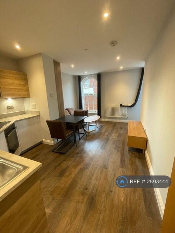 4 bed Studio for rent in Derby. From OpenRent