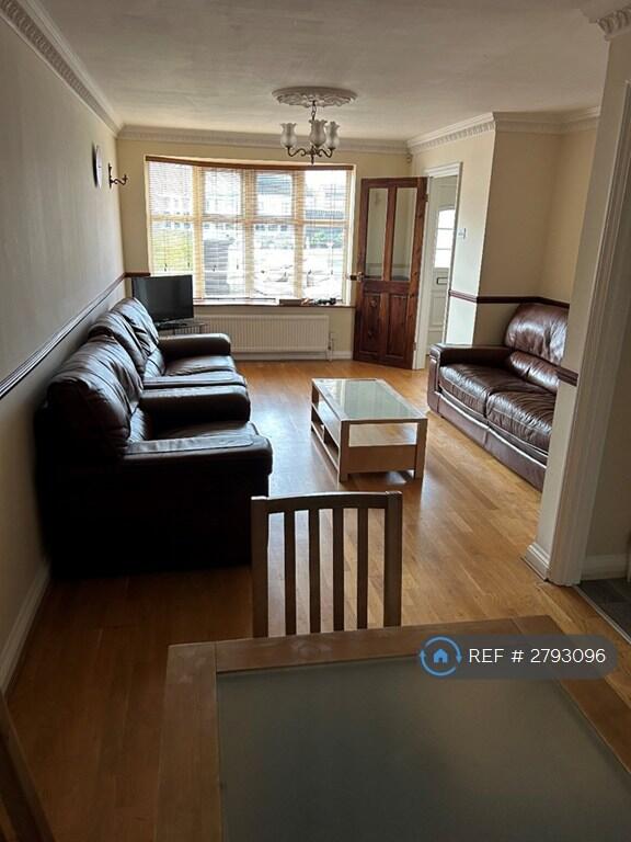 1 bed House Share for rent in Bedford. From OpenRent
