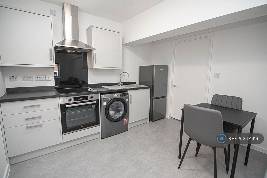 1 bed 1st Floor Flat for rent in Gainsborough. From OpenRent