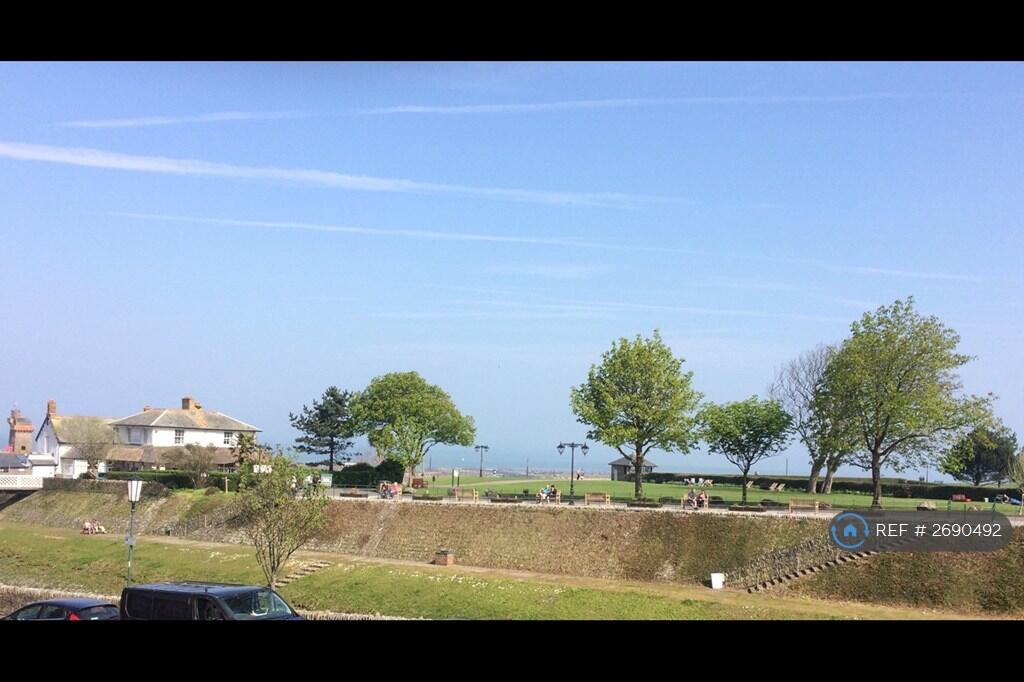 2 bed 1st Floor Flat for rent in Lynmouth. From OpenRent