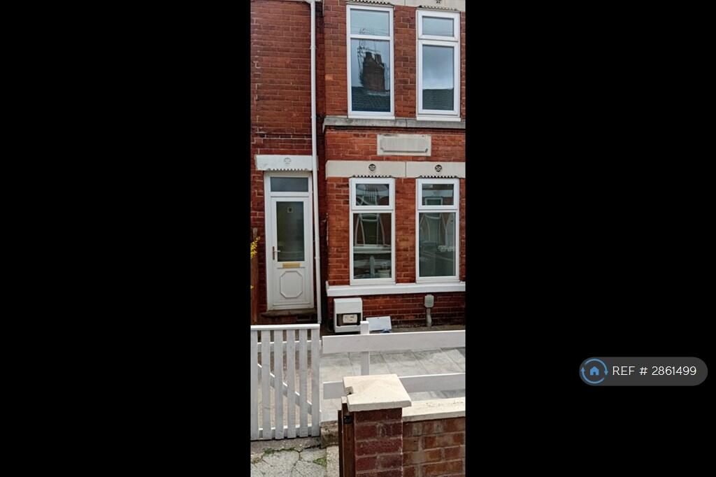 2 bed Mid Terraced House for rent in Hull. From OpenRent