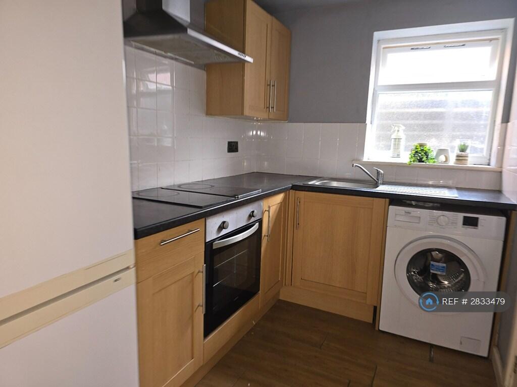 1 bed 1st Floor Flat for rent in Cawston. From OpenRent
