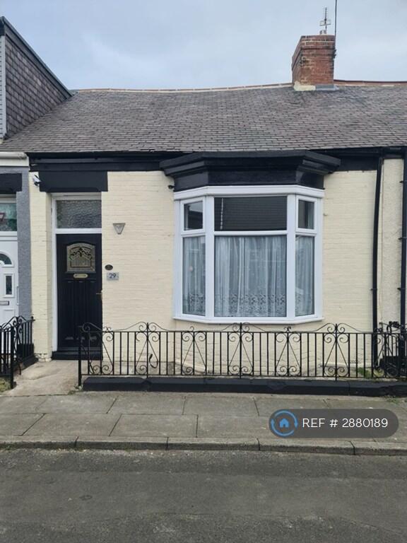 2 bed Mid Terraced House for rent in Sunderland. From OpenRent 2 bed Mid Terraced House for rent in Sunderland. From OpenRent