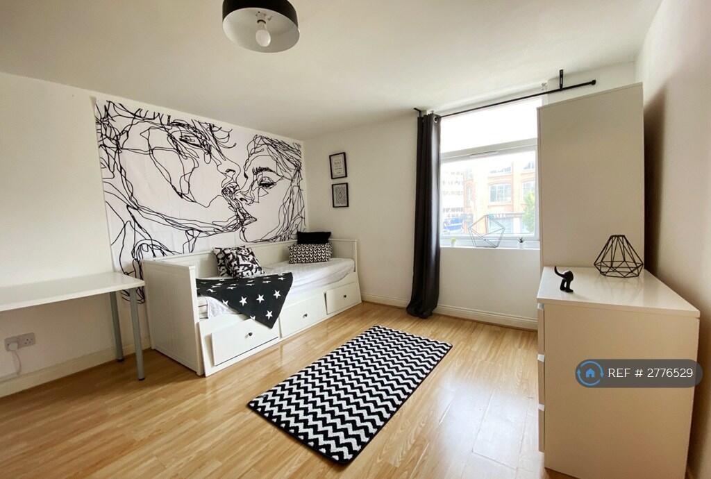 1 bed 1st Floor Flat for rent in Leicester. From OpenRent