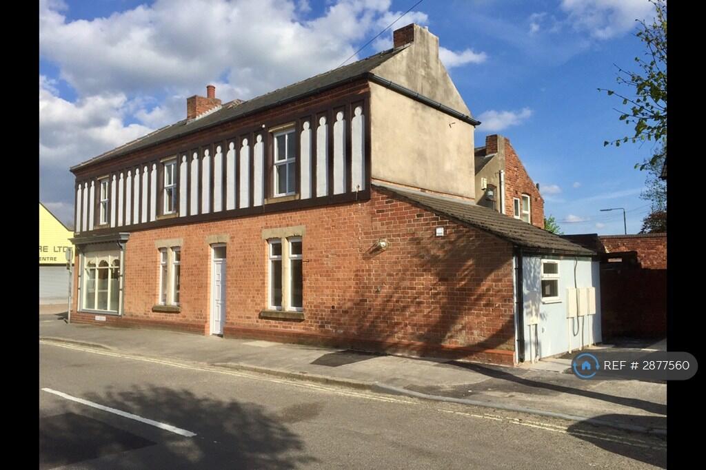 1 bed 1st Floor Flat for rent in Ripley. From OpenRent