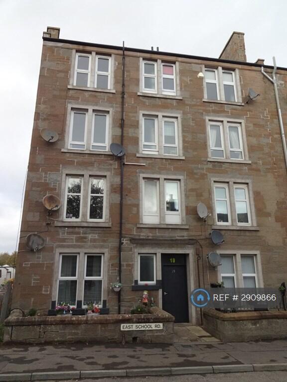 1 bed 1st Floor Flat for rent in Bridgefoot. From OpenRent