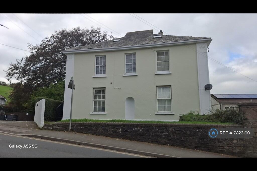 1 bed 1st Floor Flat for rent in Launceston. From OpenRent 1 bed 1st Floor Flat for rent in Launceston. From OpenRent
