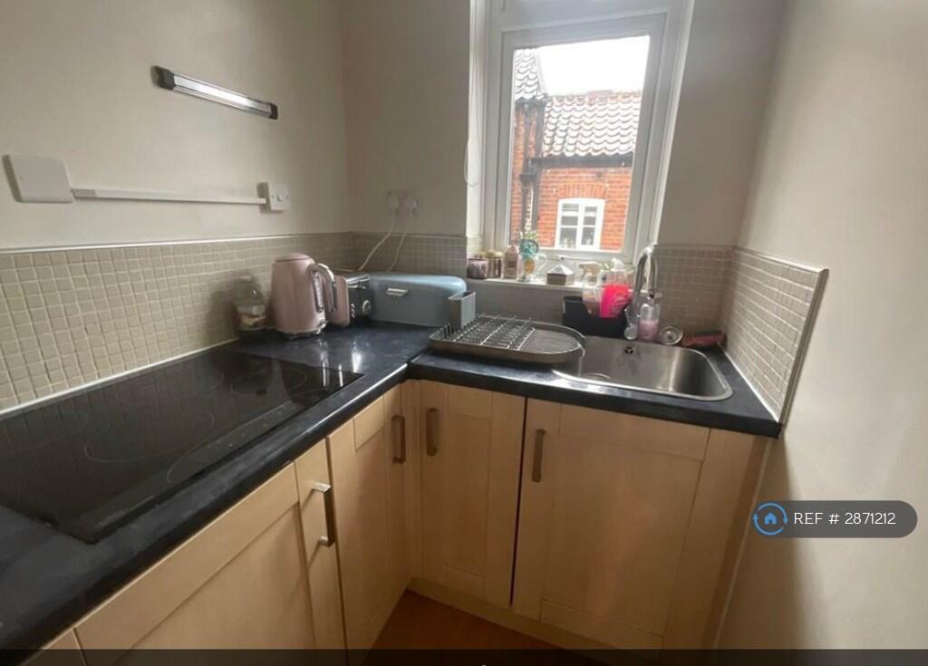4 bed Studio for rent in Norwich. From OpenRent