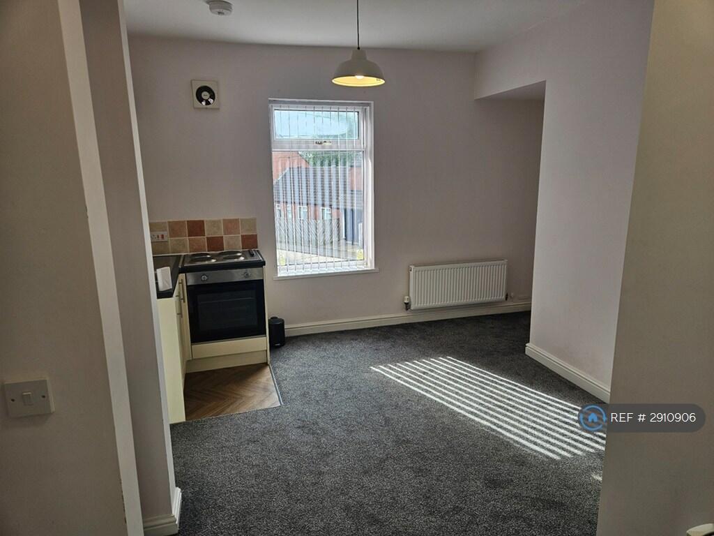 2 bed 1st Floor Flat for rent in Darlington. From OpenRent