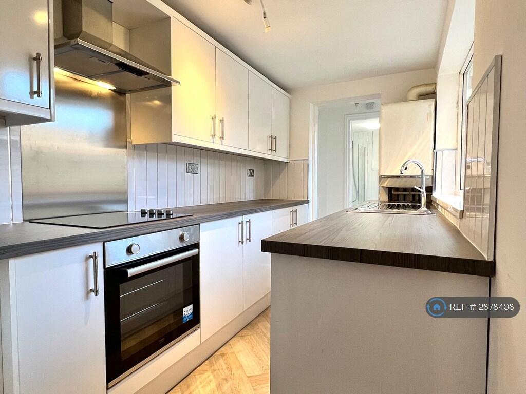 2 bed Mid Terraced House for rent in Darlington. From OpenRent