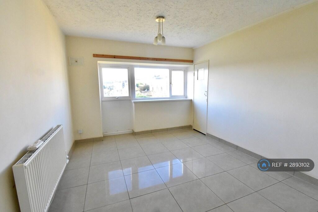 1 bed 1st Floor Flat for rent in Brynmawr. From OpenRent