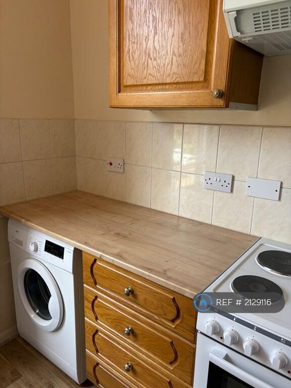 1 bed 1st Floor Flat for rent in Derby. From OpenRent