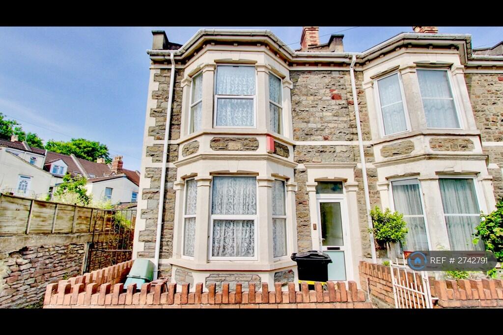 4 bed End of Terrace for rent in Hillfields. From OpenRent