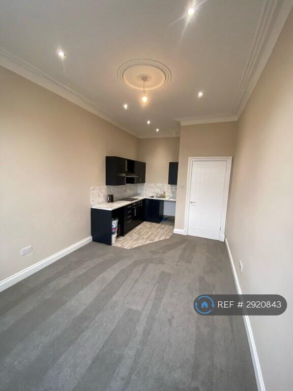 1 bed 1st Floor Flat for rent in Dumbarton. From OpenRent