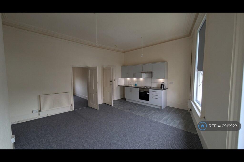 1 bed 1st Floor Flat for rent in Ramsgate. From OpenRent