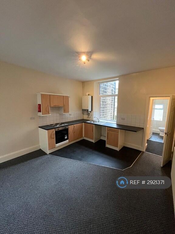 1 bed 1st Floor Flat for rent in Colne. From OpenRent