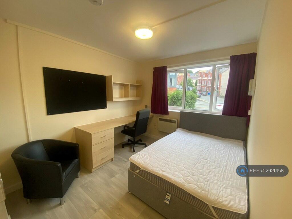 4 bed Studio for rent in Bangor. From OpenRent 4 bed Studio for rent in Bangor. From OpenRent