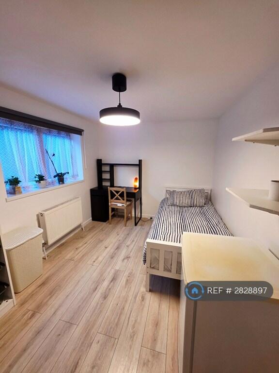 1 bed Flat Share for rent in Woolwich. From OpenRent 1 bed Flat Share for rent in Woolwich. From OpenRent