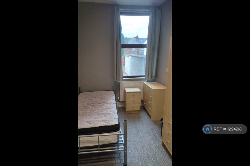 1 bed House Share for rent in Coventry. From OpenRent 1 bed House Share for rent in Coventry. From OpenRent