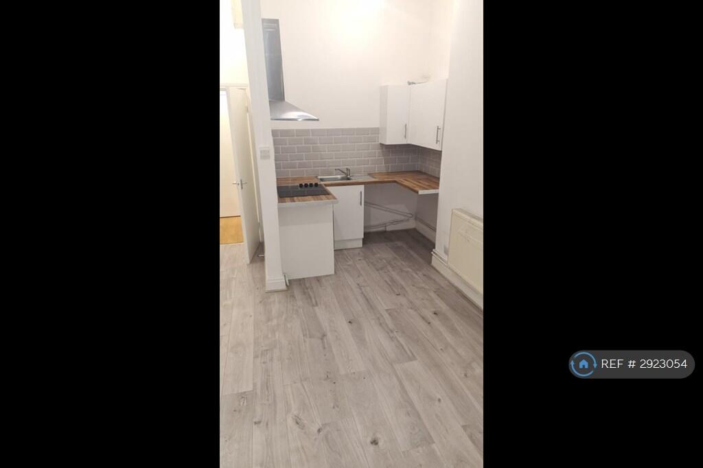 1 bed 1st Floor Flat for rent in Hull. From OpenRent 1 bed 1st Floor Flat for rent in Hull. From OpenRent