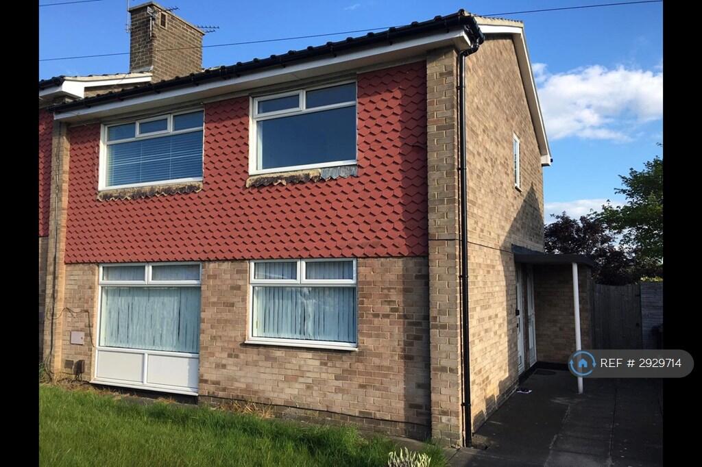1 bed 1st Floor Flat for rent in Gateshead. From OpenRent