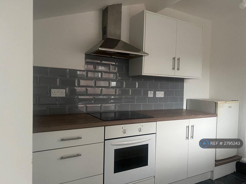 3 bed 1st Floor Flat for rent in Chester-le-Street. From OpenRent 3 bed 1st Floor Flat for rent in Chester-le-Street. From OpenRent