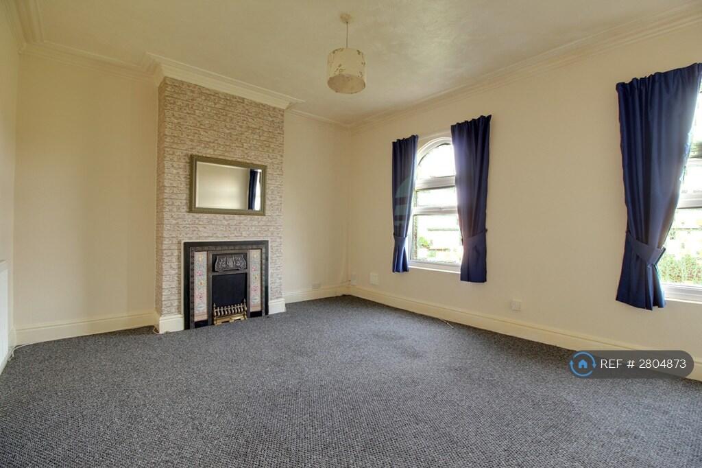 1 bed 1st Floor Flat for rent in Grimsby. From OpenRent