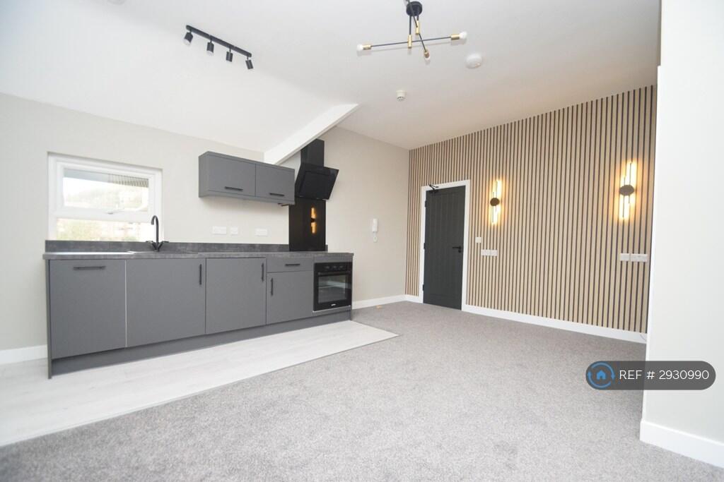 1 bed 1st Floor Flat for rent in Scarborough. From OpenRent