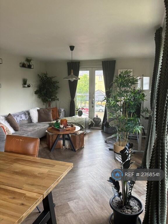 1 bed 1st Floor Flat for rent in Little Paxton. From OpenRent 1 bed 1st Floor Flat for rent in Little Paxton. From OpenRent