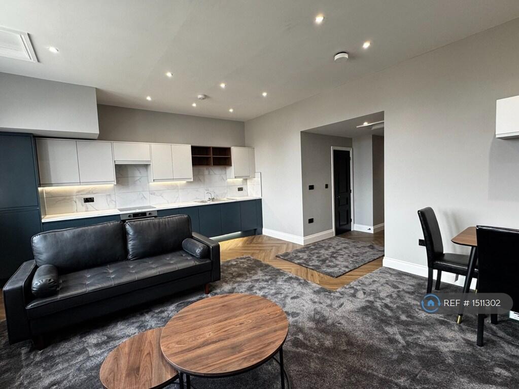 1 bed 1st Floor Flat for rent in Chesterfield. From OpenRent