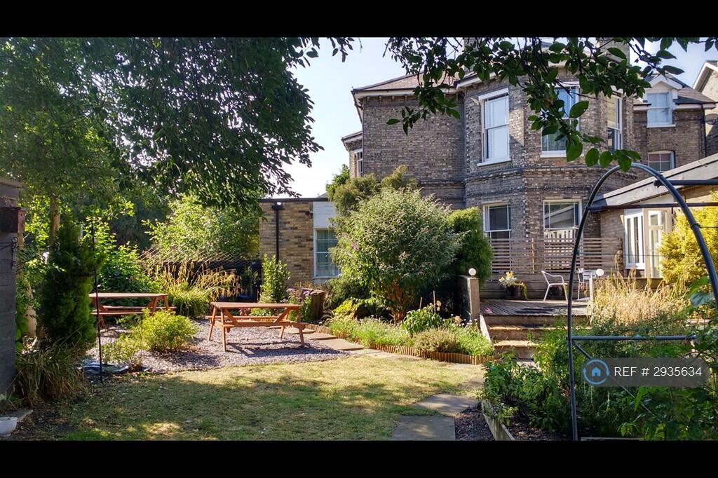 1 bed House Share for rent in Ipswich. From OpenRent 1 bed House Share for rent in Ipswich. From OpenRent