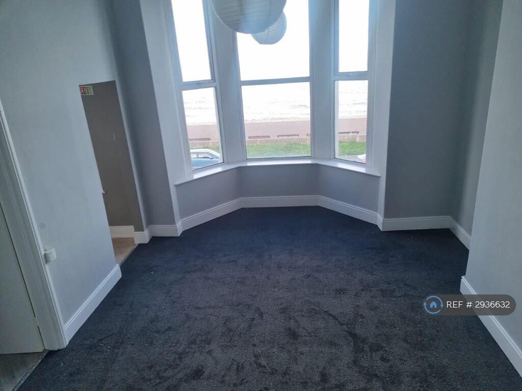 1 bed 1st Floor Flat for rent in Llandudno. From OpenRent 1 bed 1st Floor Flat for rent in Llandudno. From OpenRent
